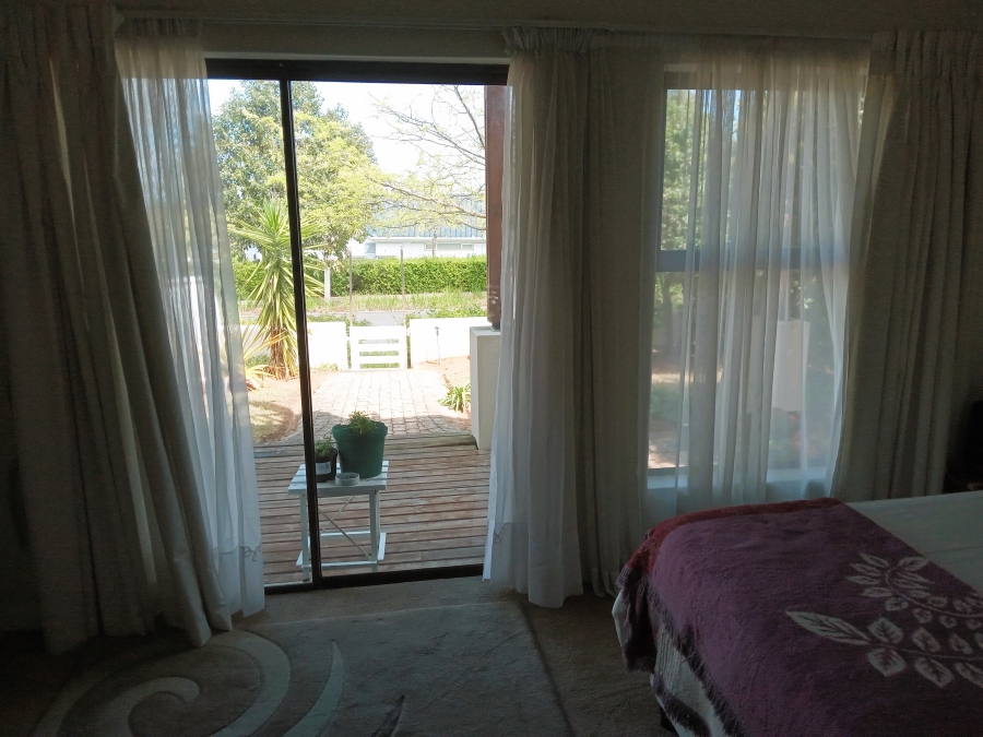 To Let 1 Bedroom Property for Rent in Schonenberg Western Cape